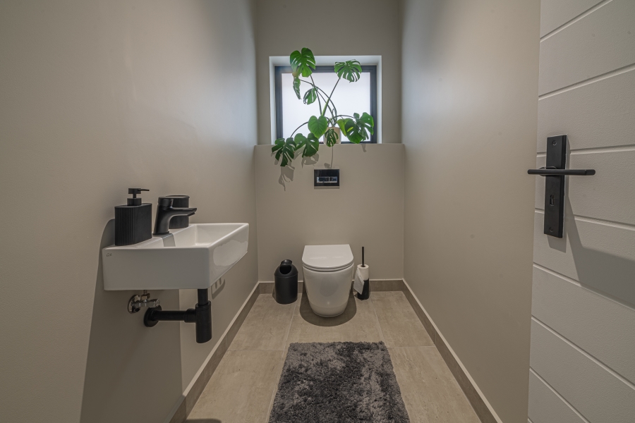 3 Bedroom Property for Sale in Tergniet Western Cape